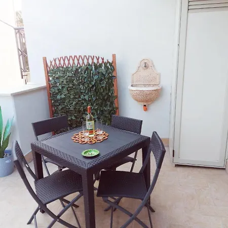 Terrazza New Homes カステッランマーレ・デル・ゴルフォ